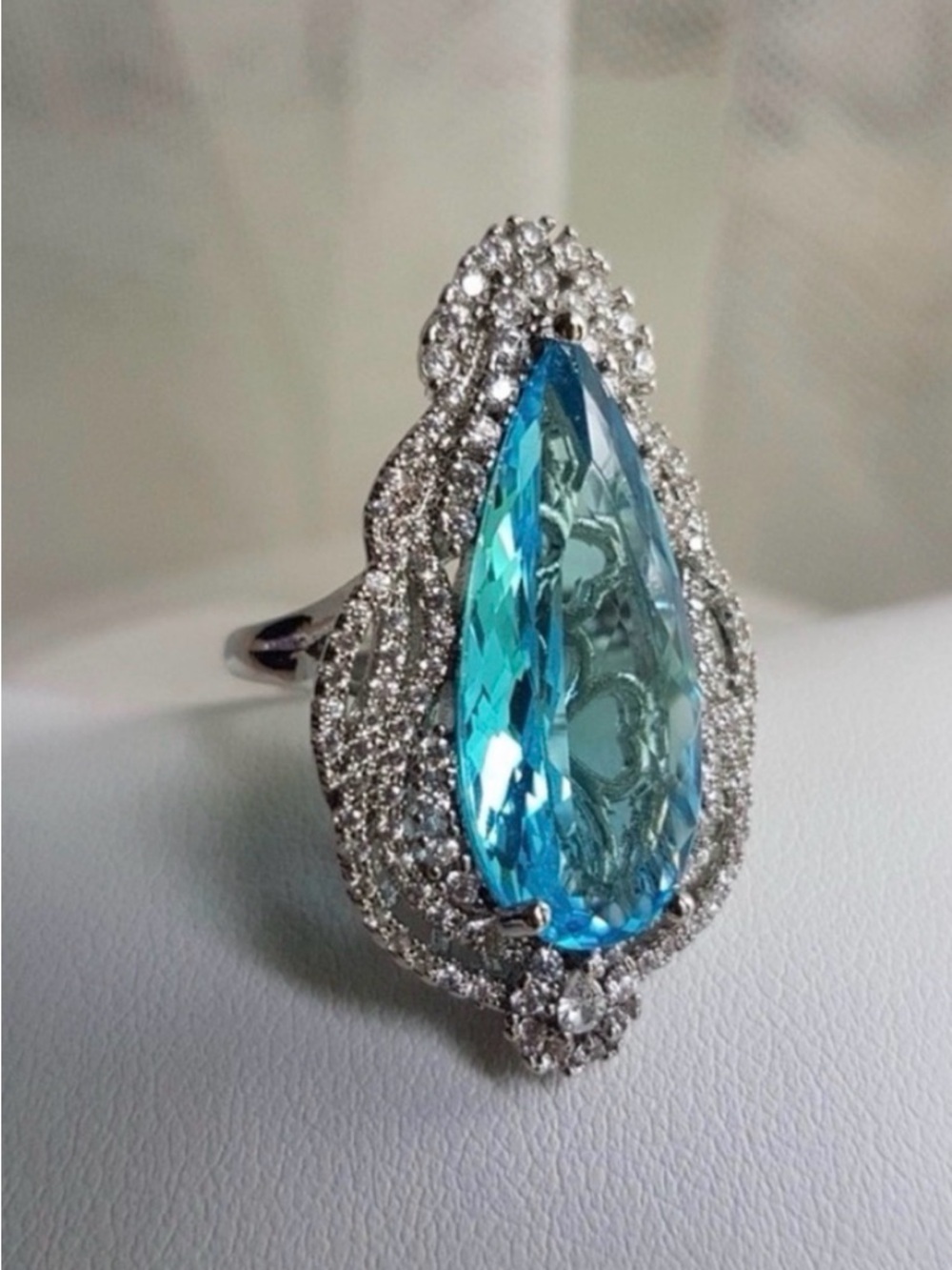 Swarovski Elements Large Sea Blue Filigree Halo Statement Ring NEW